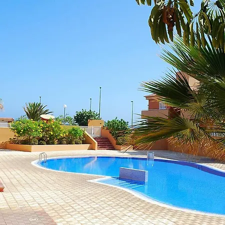 Front Beach, 4 People, Free Wifi * بويرتيتو دو غويمار