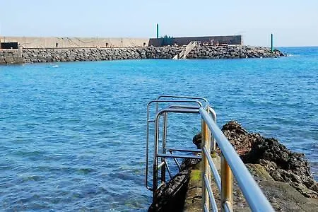 Front Beach, 4 People, Free Wifi * بويرتيتو دو غويمار