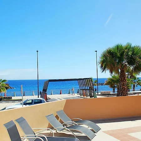 Front Beach, 4 People, Free Wifi *