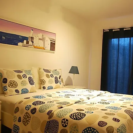 Front Beach, 4 People, Free Wifi * Puertito de Guimar
