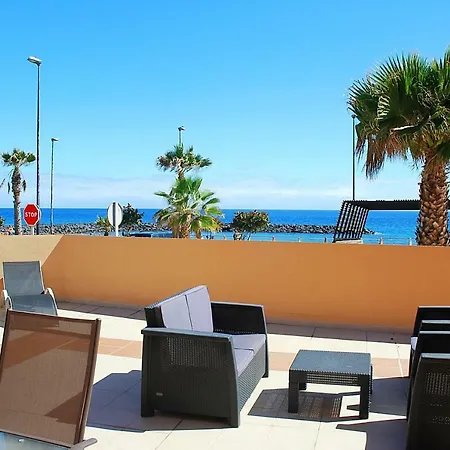 Front Beach, 4 People, Free Wifi * 圭马尔港