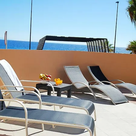 Front Beach, 4 People, Free Wifi 公寓 *