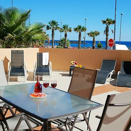 Front Beach, 4 People, Free Wifi